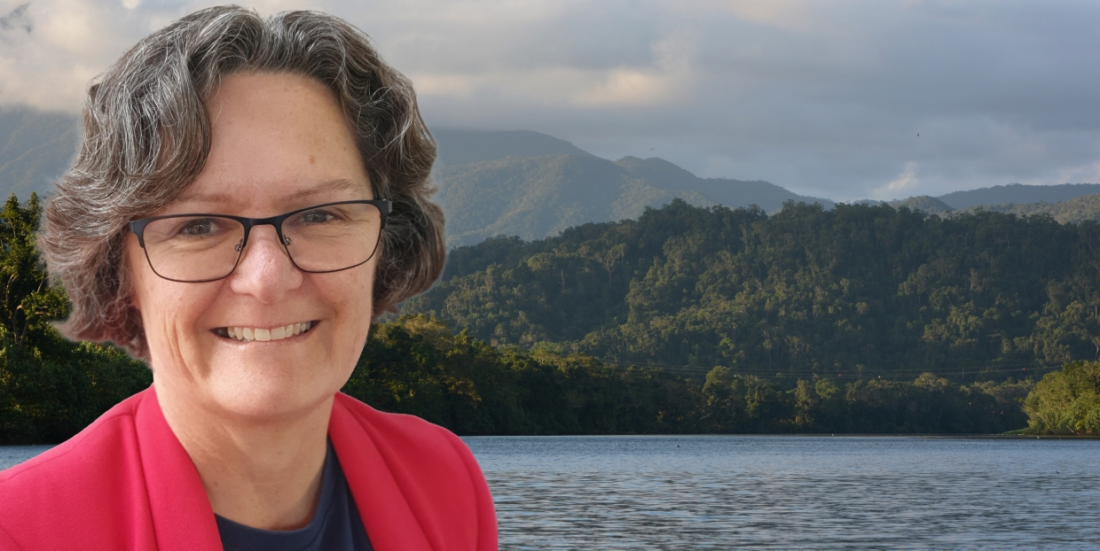 Dr Deb Nias